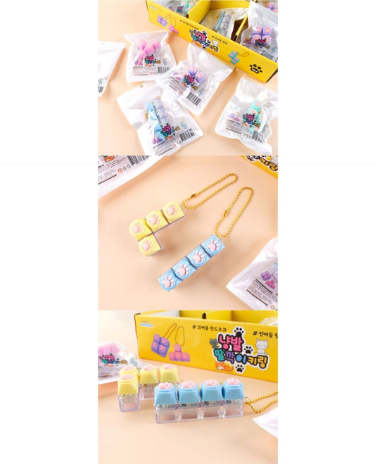 Cat Paw Clicker Keyring