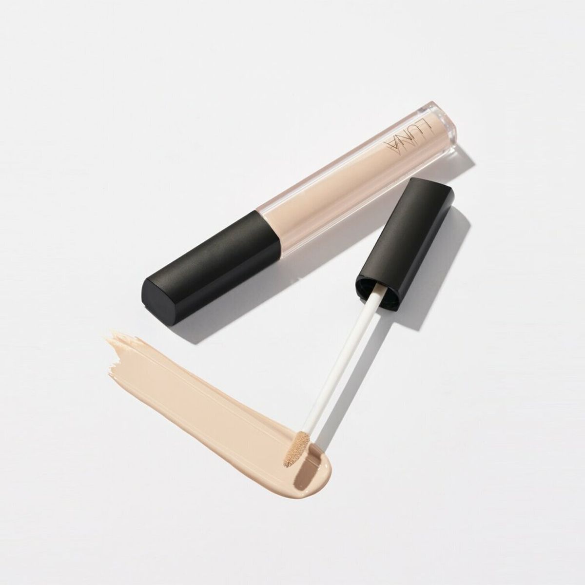 [LUNA] Long Lasting Concealer (0.7 Ivory)