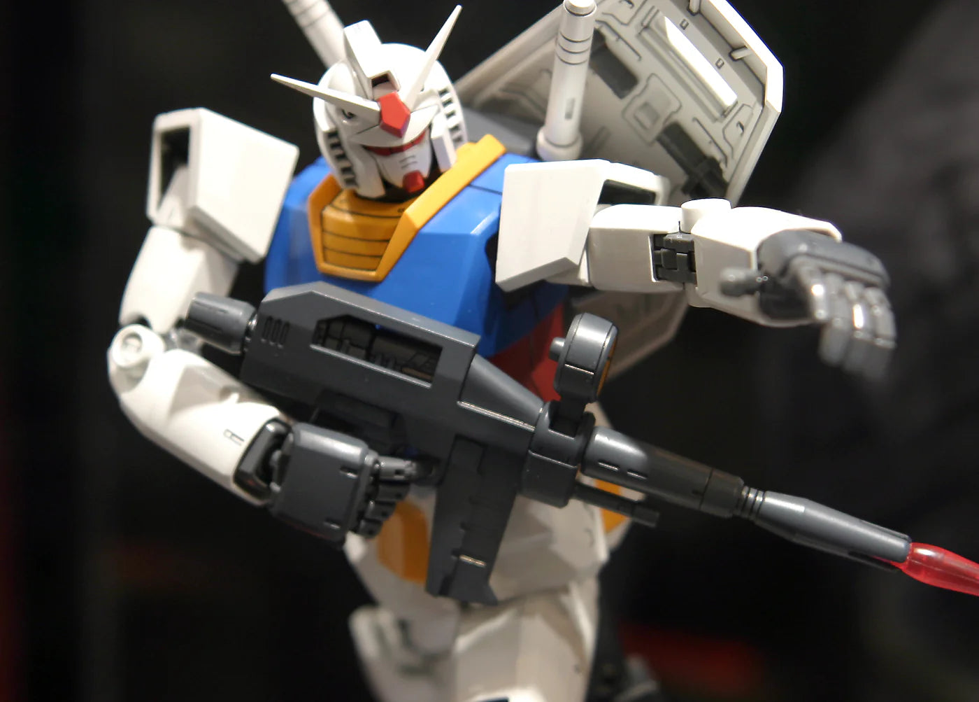 1/100 MG RX-78-2 Gundam Ver.2.0