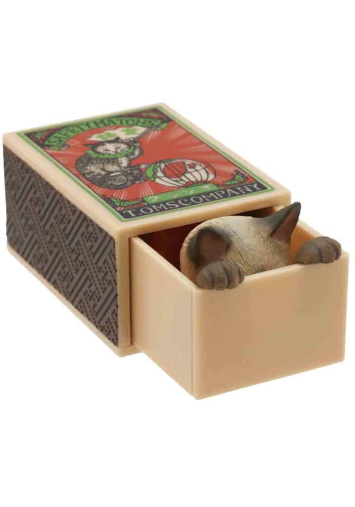 Clever Idiots Inc. Cat Peek Matchbox Collection 1Pc Random Blind Box